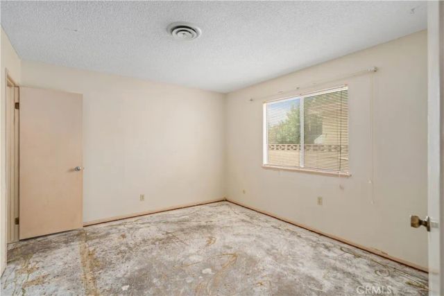 37747 Rudall, Palmdale, CA 93550