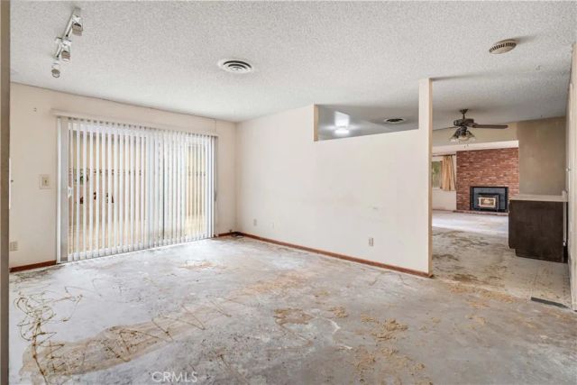 37747 Rudall, Palmdale, CA 93550