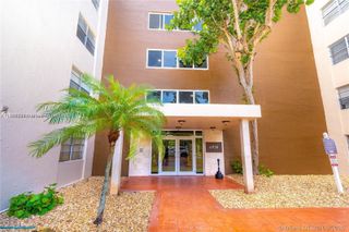 6930 Miami Gardens Dr 1-410, Hialeah, FL 33015