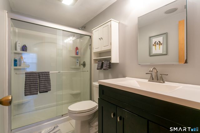 3 East Lake Place, Middletown, CT 06457