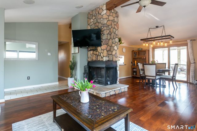 3 East Lake Place, Middletown, CT 06457