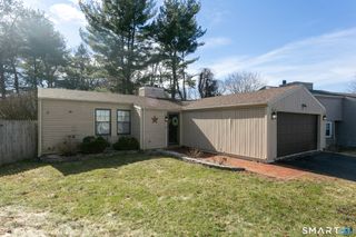 3 East Lake Place, Middletown, CT 06457