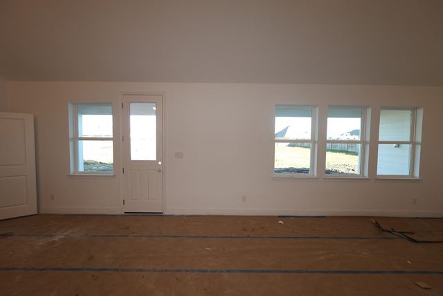 130 Valley Ranch Trail, Dayton, TX 77535