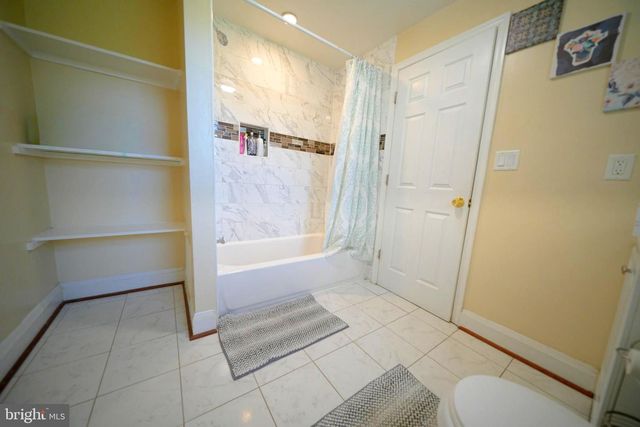 2001 DENISON ST, Baltimore, MD 21216