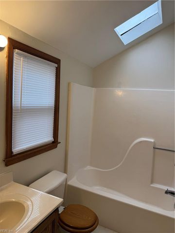 3069 Barberry LN, Virginia Beach, VA 23453