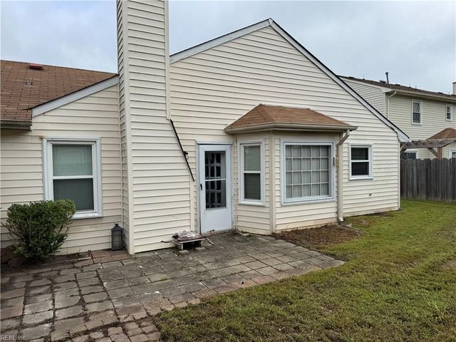 3069 Barberry LN, Virginia Beach, VA 23453