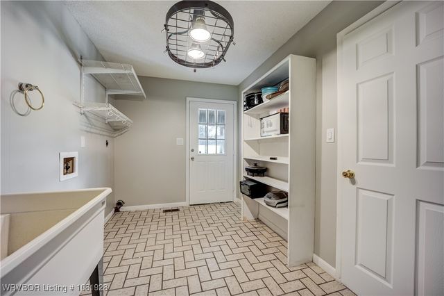 1141 Mountain Grove Terrace, Alma, AR 72921