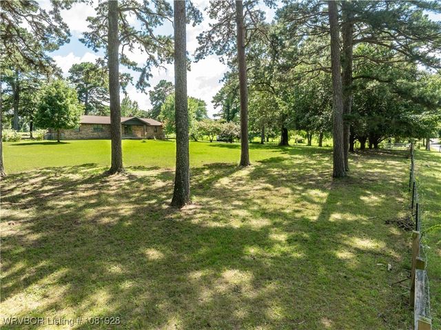 1141 Mountain Grove Terrace, Alma, AR 72921