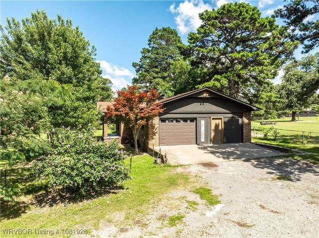 1141 Mountain Grove Terrace, Alma, AR 72921