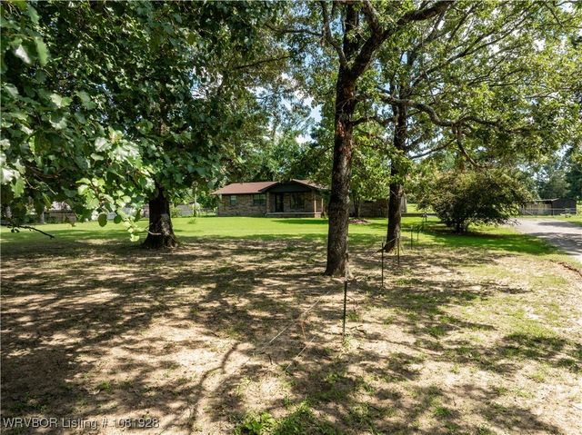1141 Mountain Grove Terrace, Alma, AR 72921