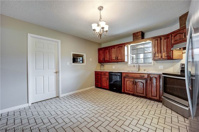 1141 Mountain Grove Terrace, Alma, AR 72921