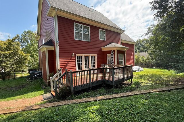 810 Younger Circle, Chattanooga, TN 37415