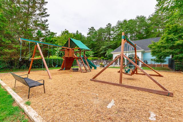 810 Younger Circle, Chattanooga, TN 37415