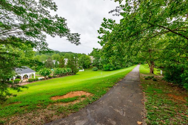 810 Younger Circle, Chattanooga, TN 37415