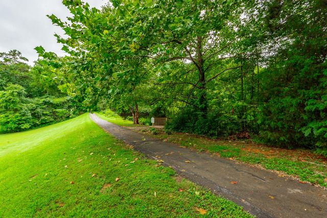 810 Younger Circle, Chattanooga, TN 37415