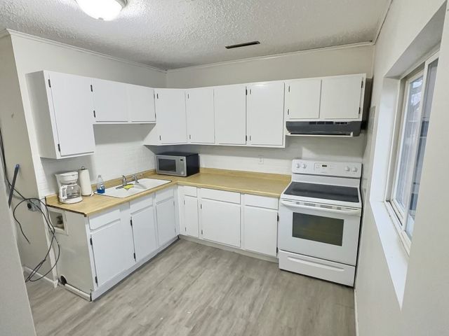 537 8th Avenue, Marion, IA 52302