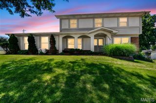 2902 Flameglow Drive, Oakville, MO 63129