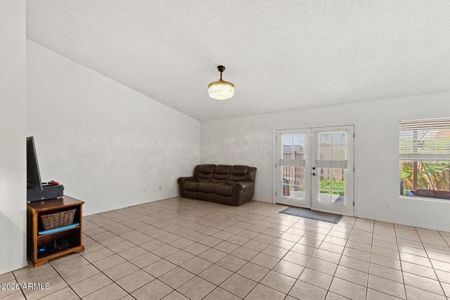 9002 W CORONADO Road, Phoenix, AZ 85037
