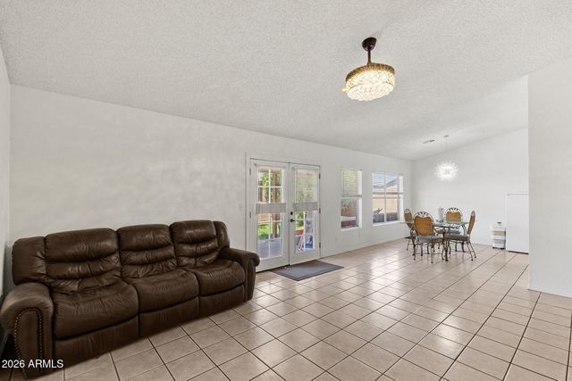 9002 W CORONADO Road, Phoenix, AZ 85037