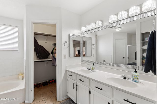 9002 W CORONADO Road, Phoenix, AZ 85037