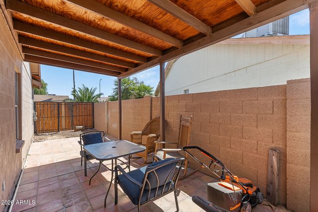 9002 W CORONADO Road, Phoenix, AZ 85037