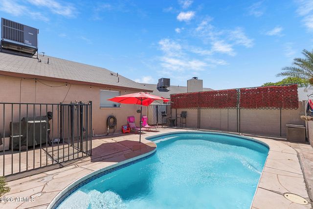 9002 W CORONADO Road, Phoenix, AZ 85037