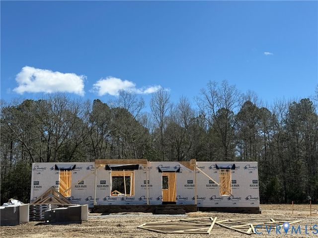 16657 Loving Union Rd, Disputanta, VA 23842