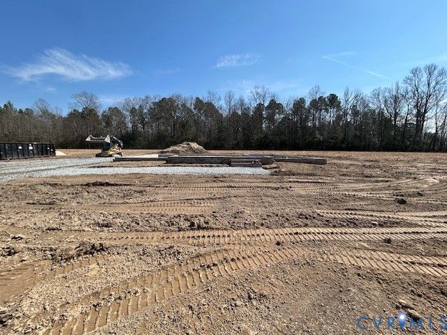 16657 Loving Union Rd, Disputanta, VA 23842