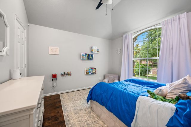 3513 Carlton Street, Grapevine, TX 76092