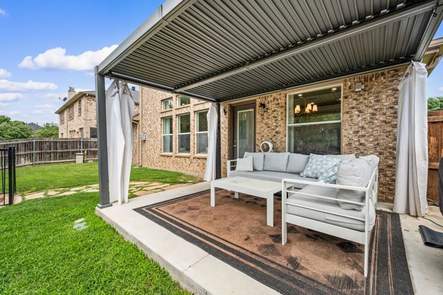 3513 Carlton Street, Grapevine, TX 76092