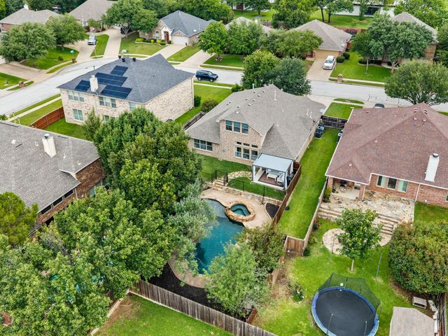 3513 Carlton Street, Grapevine, TX 76092
