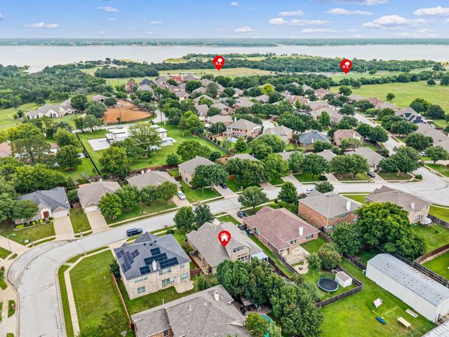 3513 Carlton Street, Grapevine, TX 76092