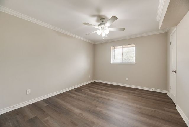 2802 Escada Drive 207, Farmers Branch, TX 75234