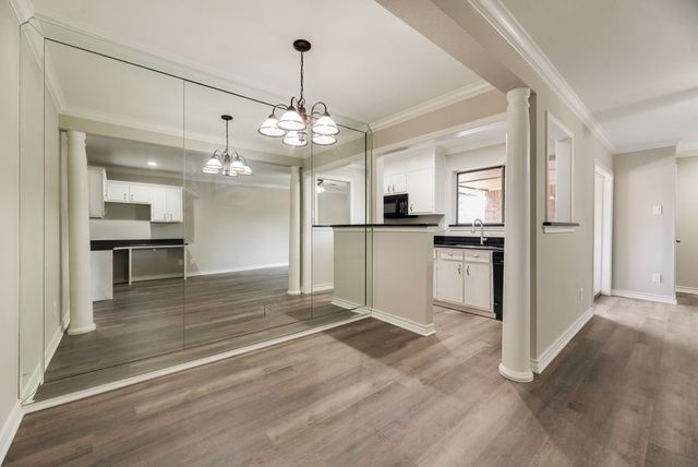 2802 Escada Drive 207, Farmers Branch, TX 75234