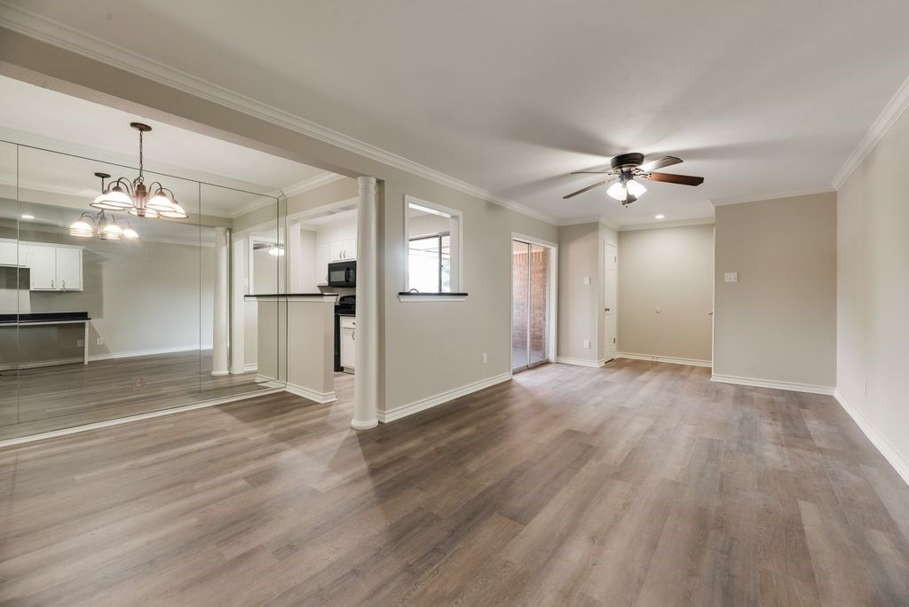 2802 Escada Drive 207, Farmers Branch, TX 75234