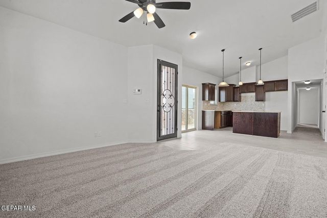 257 Farnborough Street, El Paso, TX 79928