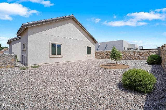 257 Farnborough Street, El Paso, TX 79928