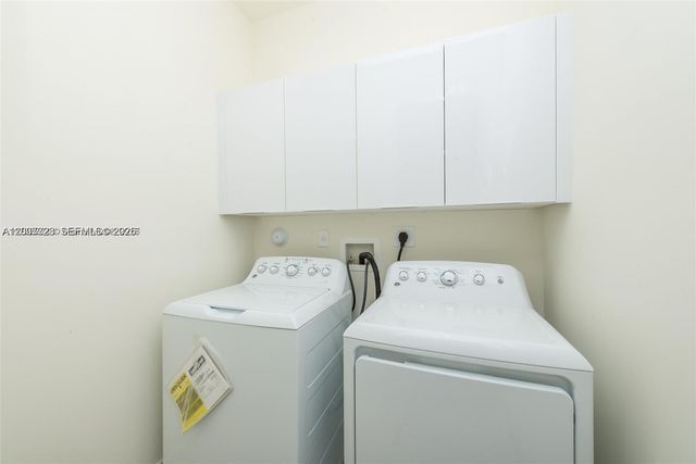 10245 NW 63rd Terrace 201, Doral, FL 33178