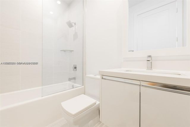 10245 NW 63rd Terrace 201, Doral, FL 33178