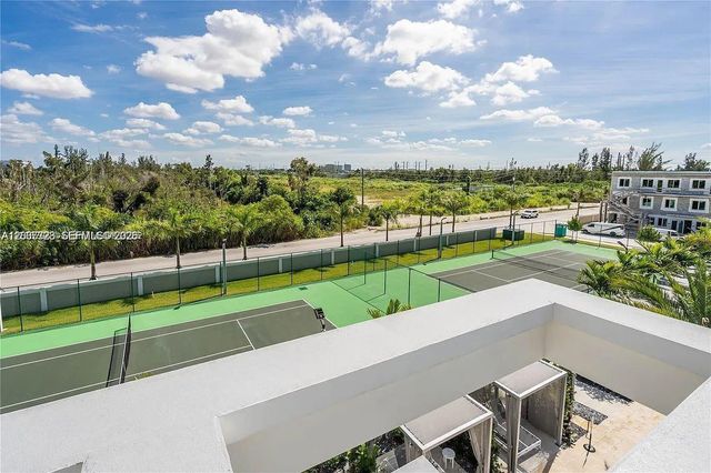 10245 NW 63rd Terrace 201, Doral, FL 33178