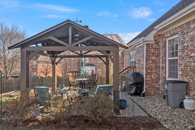 1015 Belcor Dr, Spring Hill, TN 37174