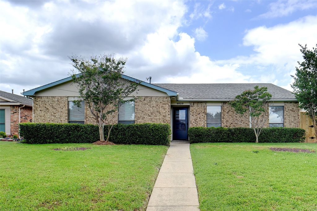 4629 Las Hadas, Mesquite, TX 75150