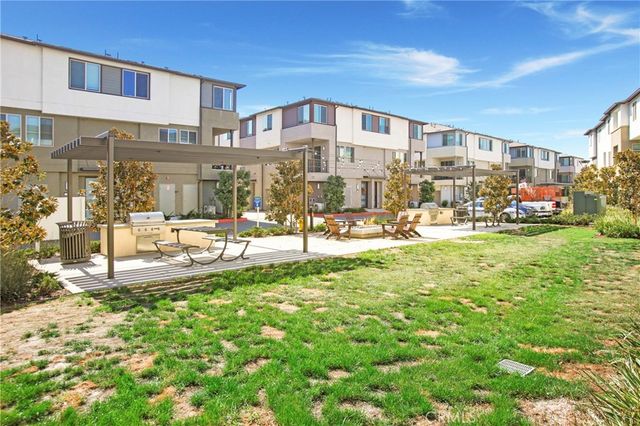1578 Topeka Avenue 2, Placentia, CA 92870
