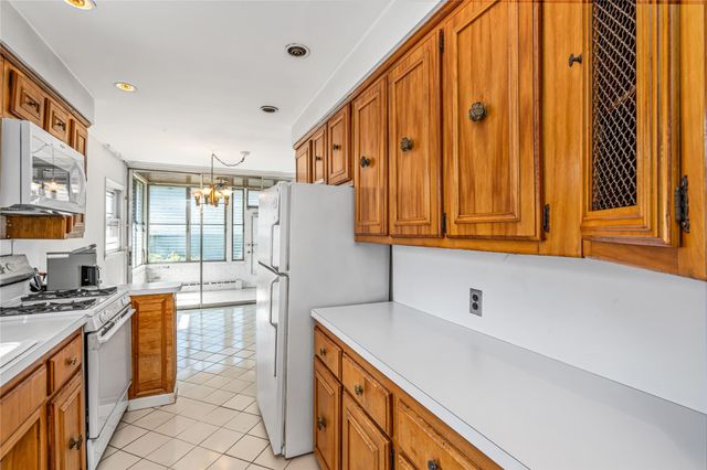 160-15 12th Avenue, Beechhurst, NY 11357