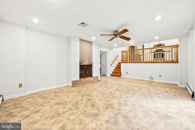 412 YORKSHIRE RD, Bryn Mawr, PA 19010