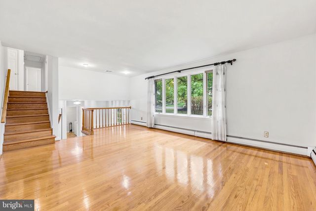 412 YORKSHIRE RD, Bryn Mawr, PA 19010