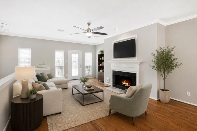 2615 W Dallas Street, Houston, TX 77019