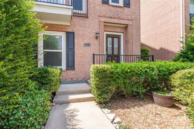 2615 W Dallas Street, Houston, TX 77019