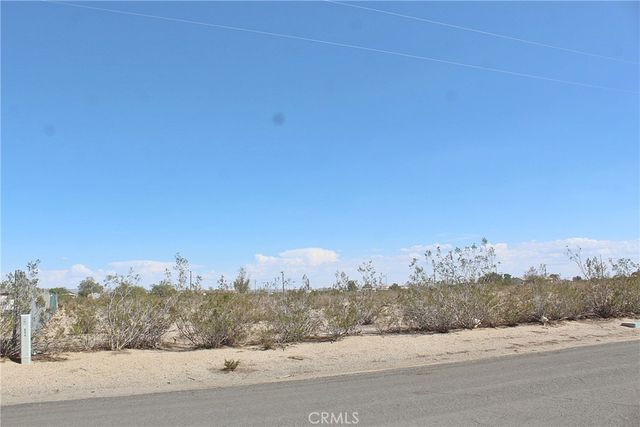 11 Olanche Avenue, Mojave, CA 93501