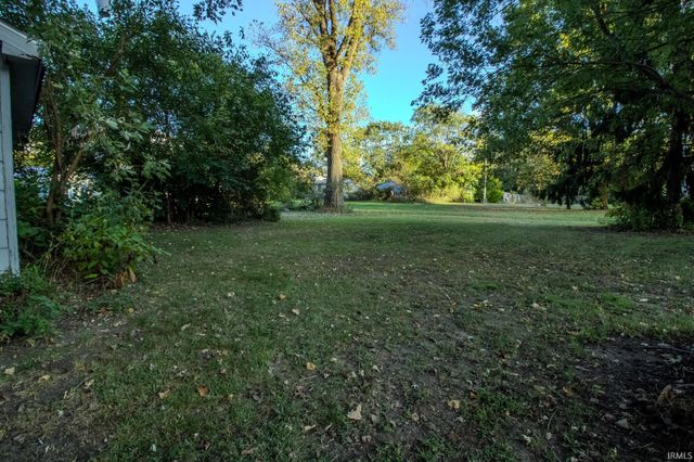 105 W Green Street, San Pierre, IN 46374